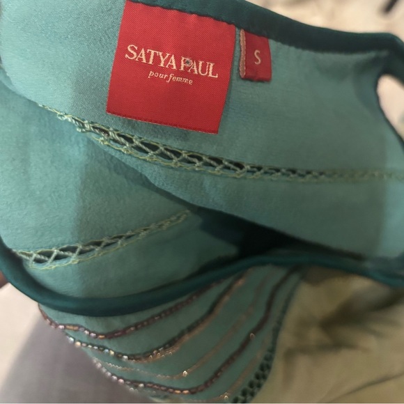 Satya Paul Multicolor Floral Asymmetrical Tunic Tank Top size Small - Picture 3 of 3